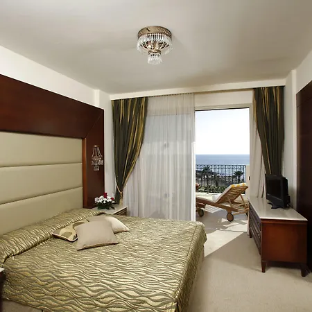 Aquamare & 4*
