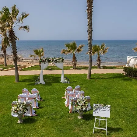 Aquamare & Hotell 4*