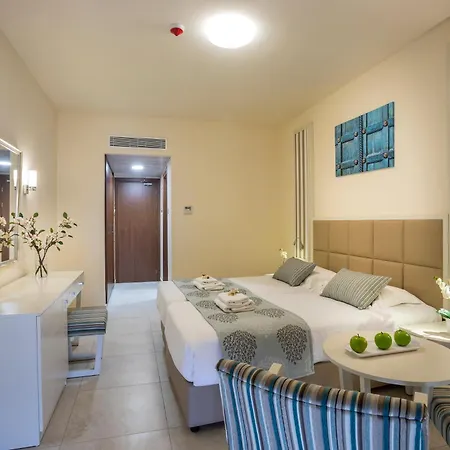 Hotel Aquamare & Geroskipou