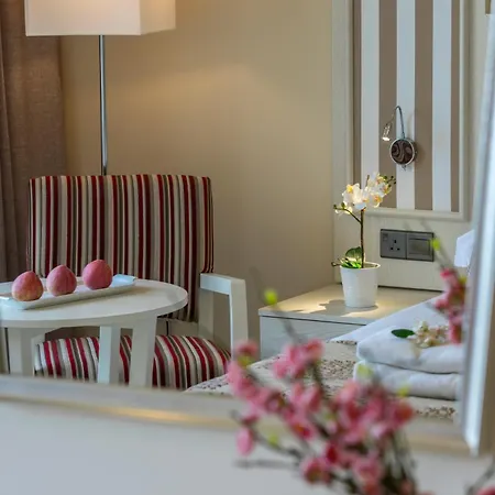 Aquamare & Hotel 4*