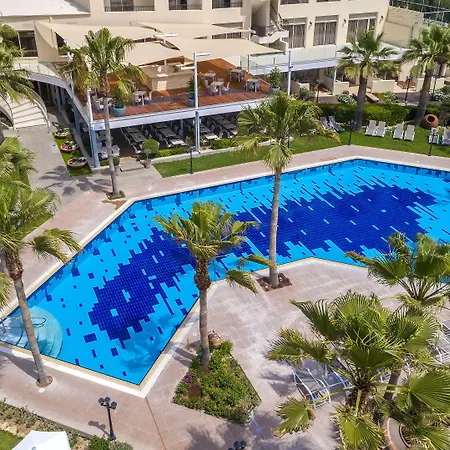 מלון Aquamare & Geroskipou