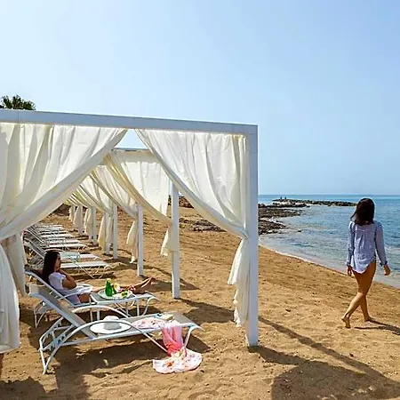 Hotell Aquamare & 4*