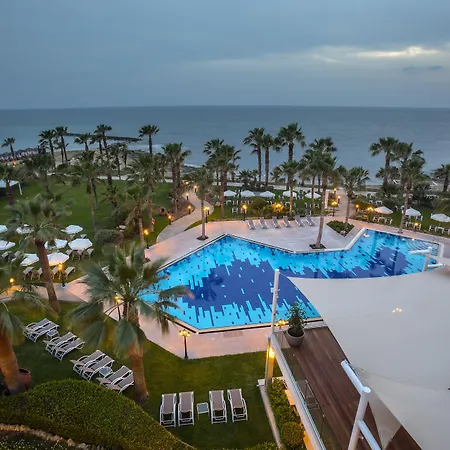 Aquamare & Otel Geroskipou