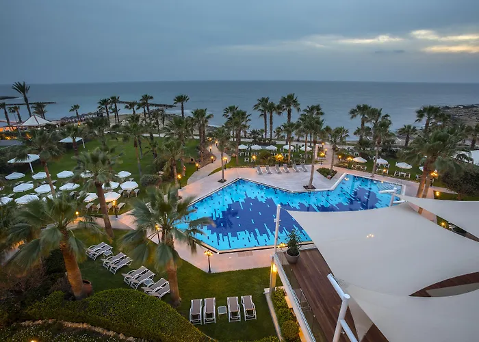 Aquamare & Hotel Geroskipou