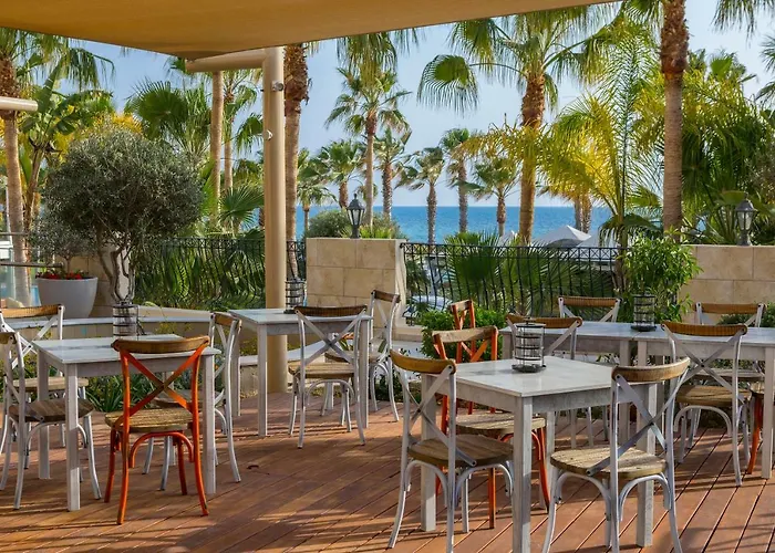 Aquamare & Hotel Geroskipou